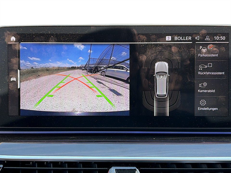 BMW 520d Touring Luxury Line | Bild 15 von 27