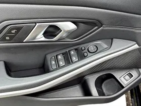 BMW 320d xDrive Touring | Thumbnail 9 von 24