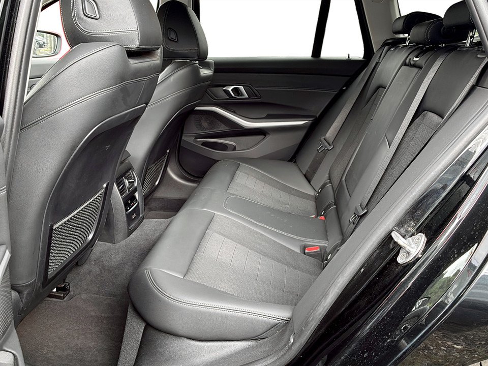 BMW 320d xDrive Touring | Bild 23 von 24