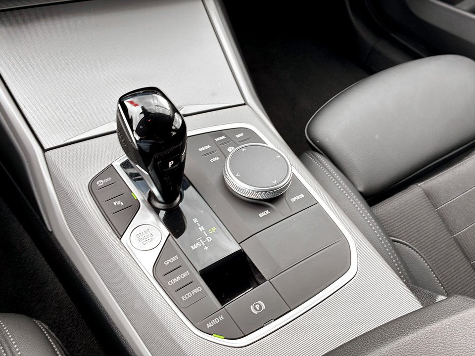 BMW 320d xDrive Touring | Bild 22 von 24