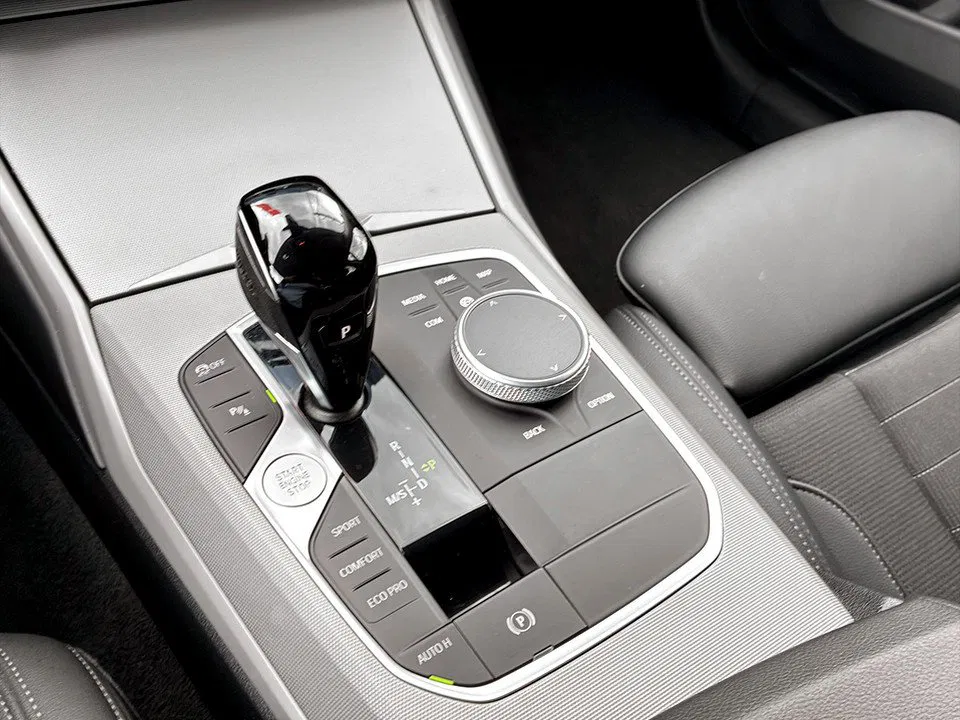 BMW 320d xDrive Touring | Bild 22 von 24