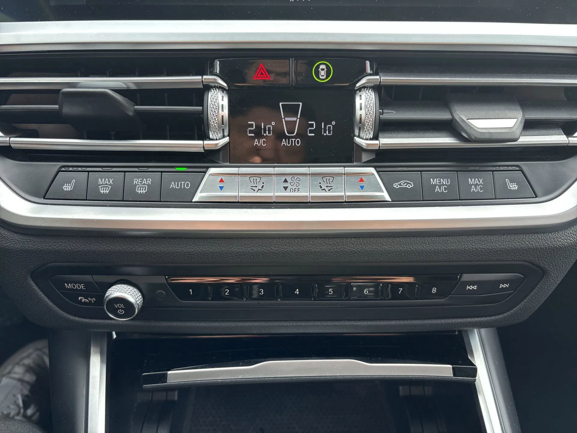 BMW 320d xDrive Touring Sport Line | Bild 17 von 25