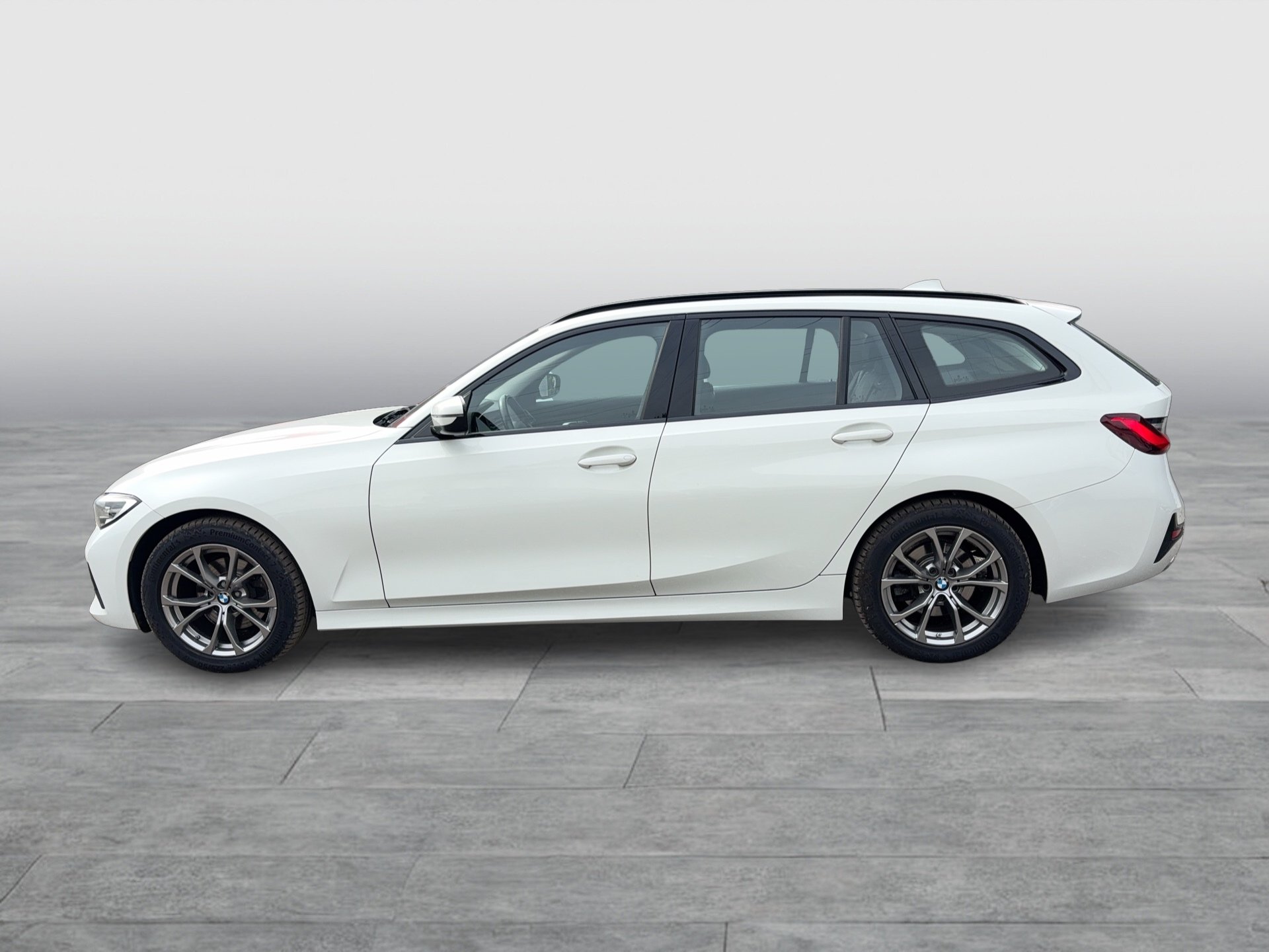 BMW 320d xDrive Touring Sport Line | Bild 2 von 25