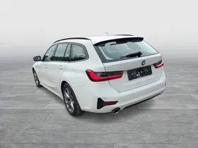 BMW 320d xDrive Touring Sport Line | Thumbnail 3 von 25