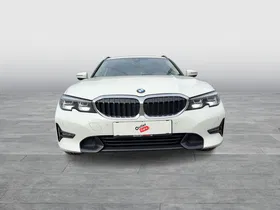 BMW 320d xDrive Touring Sport Line | Thumbnail 6 von 25