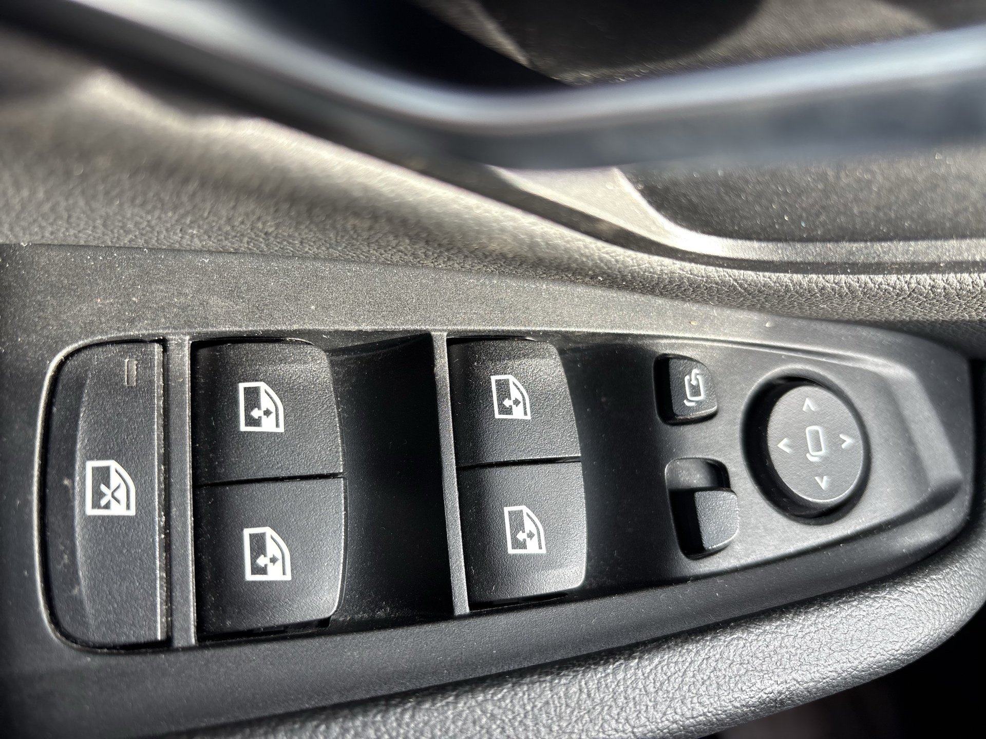 BMW 320d xDrive Touring Sport Line | Bild 7 von 25