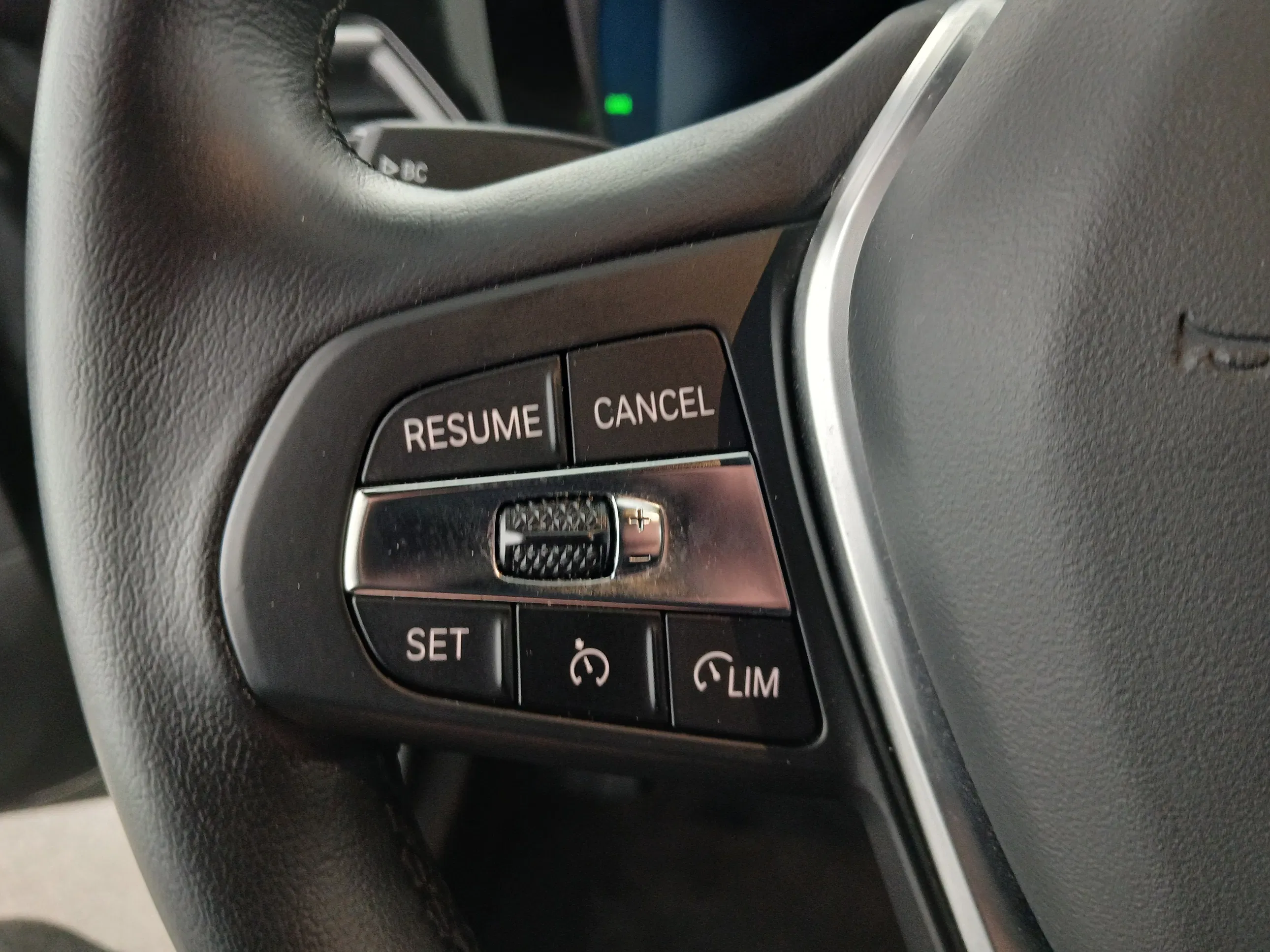 BMW 320e PHEV xDrive Touring Aut. | Bild 17 von 31