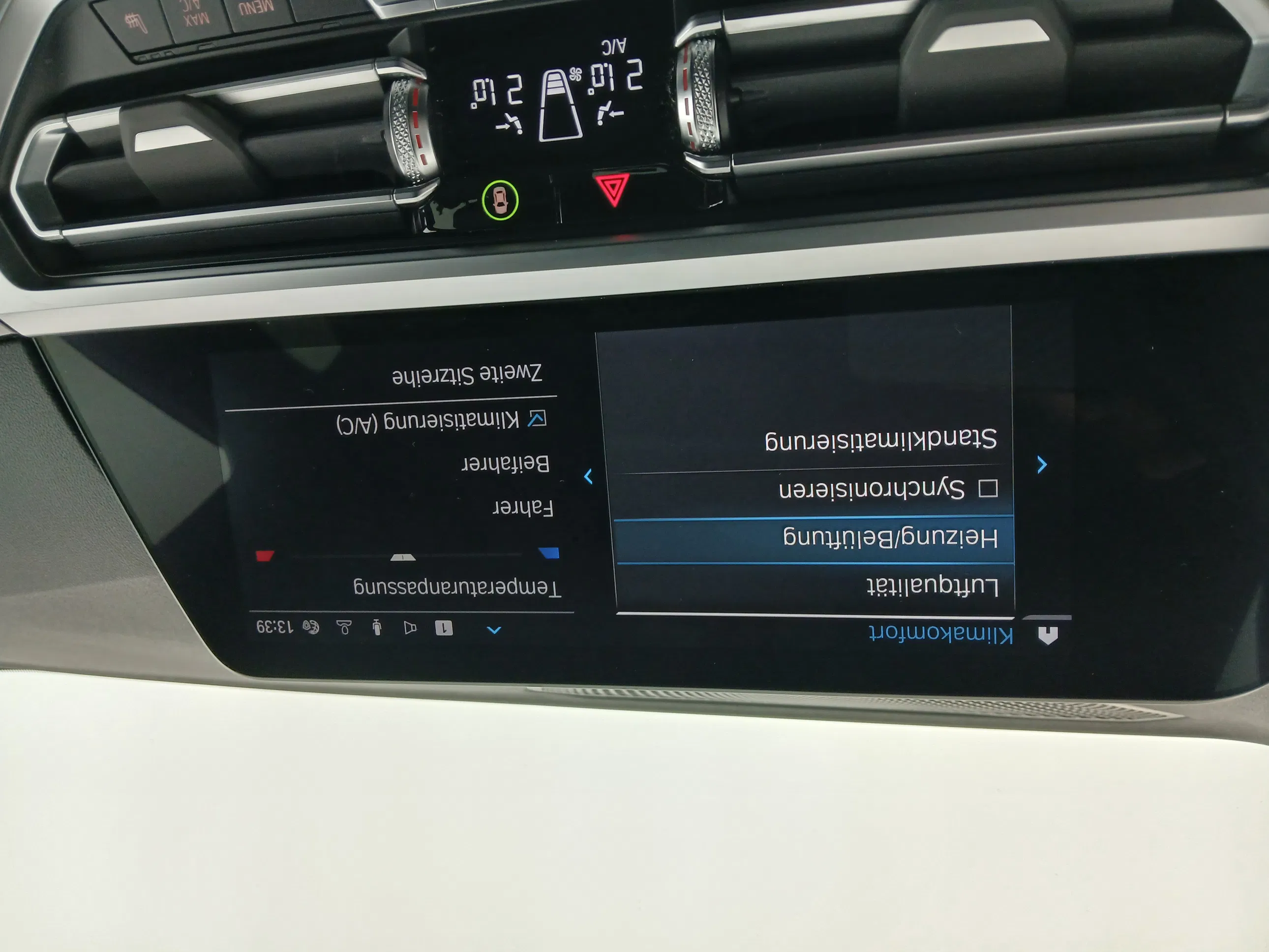 BMW 320e PHEV xDrive Touring Aut. | Bild 25 von 31