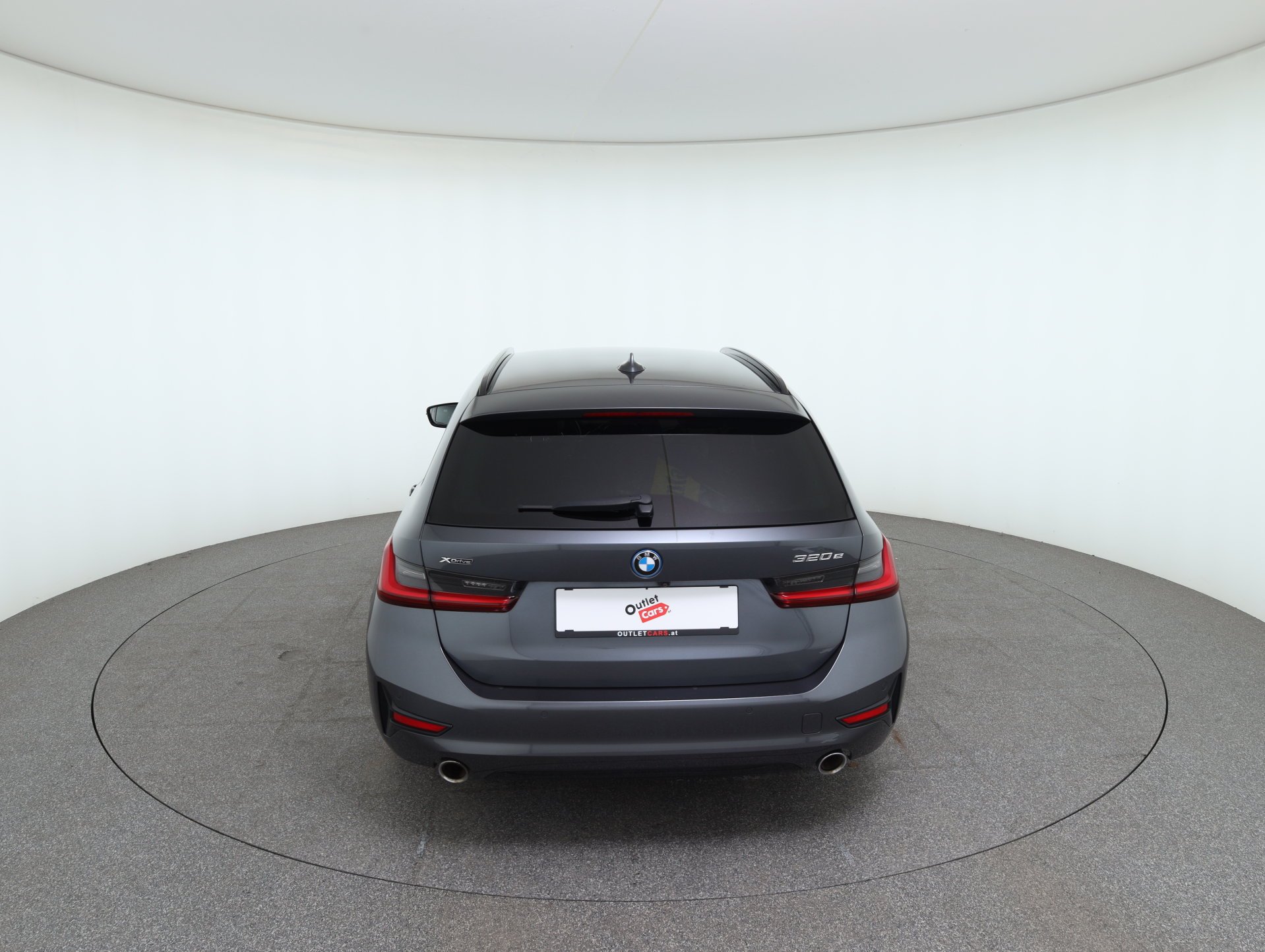 BMW 320e PHEV xDrive Touring Aut. | Bild 7 von 31