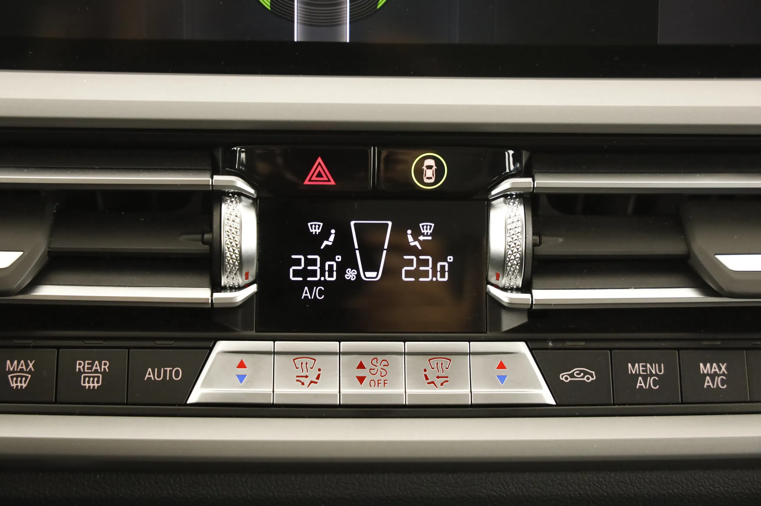 BMW 320e xDrive Touring Advantage | Bild 11 von 24