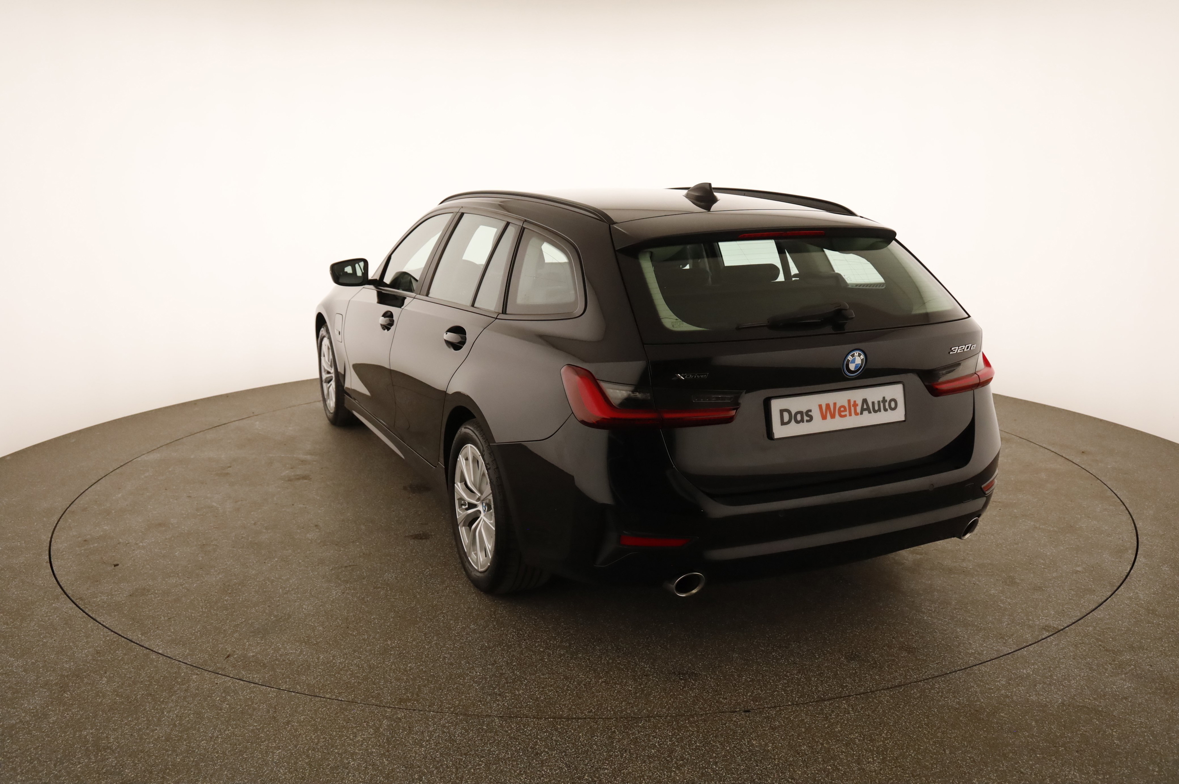 BMW 320e xDrive Touring Advantage | Bild 20 von 24