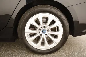 BMW 320e xDrive Touring Advantage | Thumbnail 22 von 24