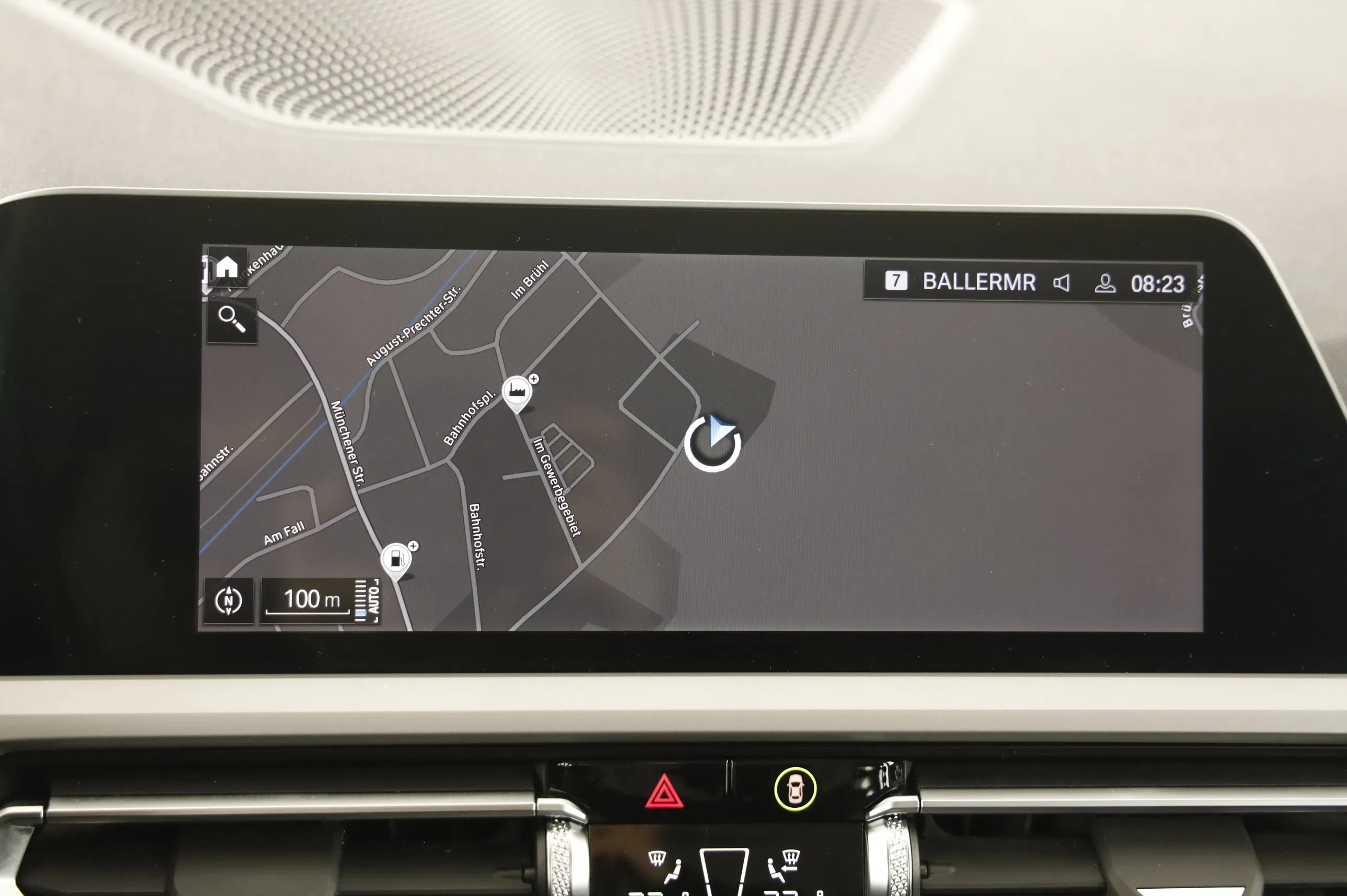 BMW 320e xDrive Touring Advantage | Bild 8 von 24