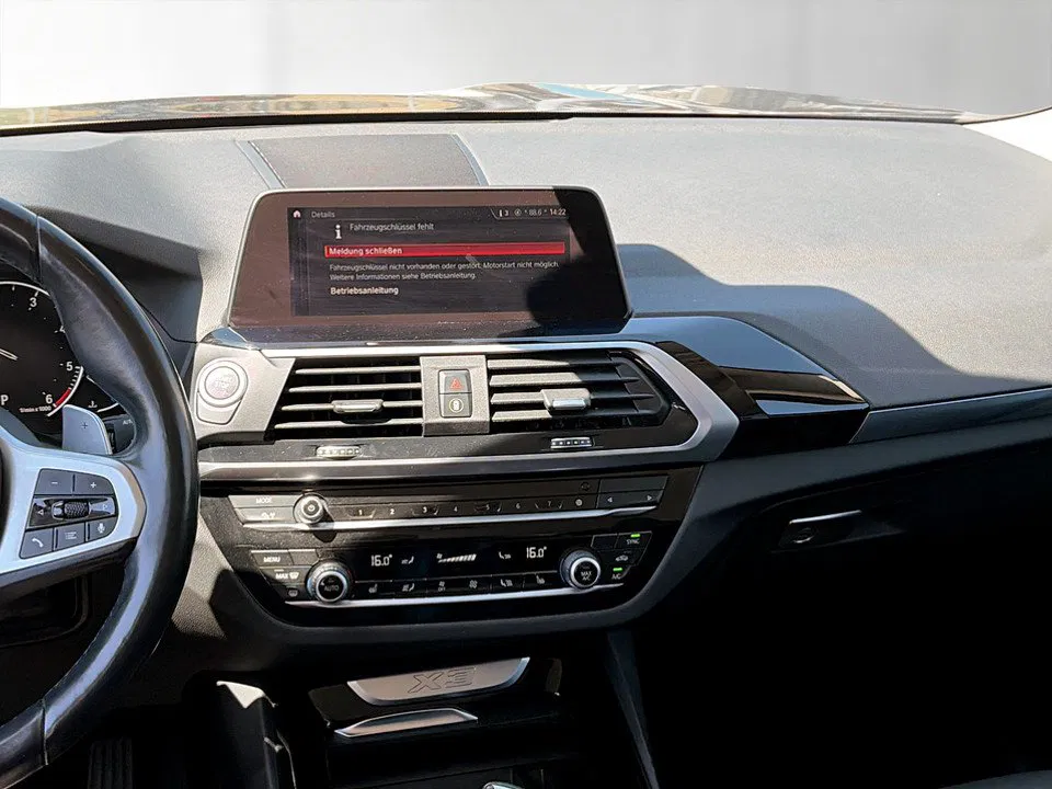 BMW X3 xDrive 20d xLine | Bild 10 von 21