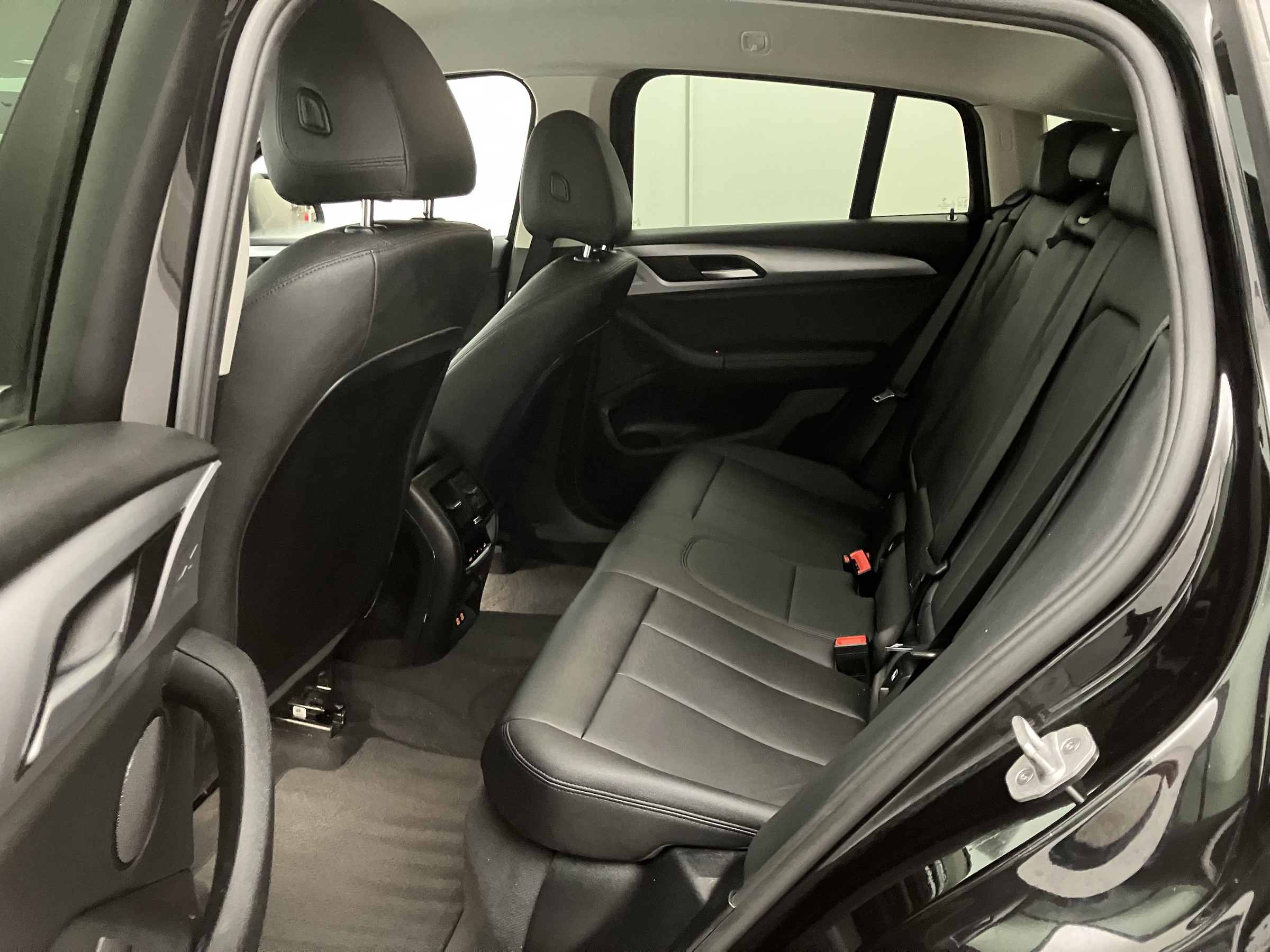 BMW X4 xDrive 20d Aut. | Bild 24 von 28