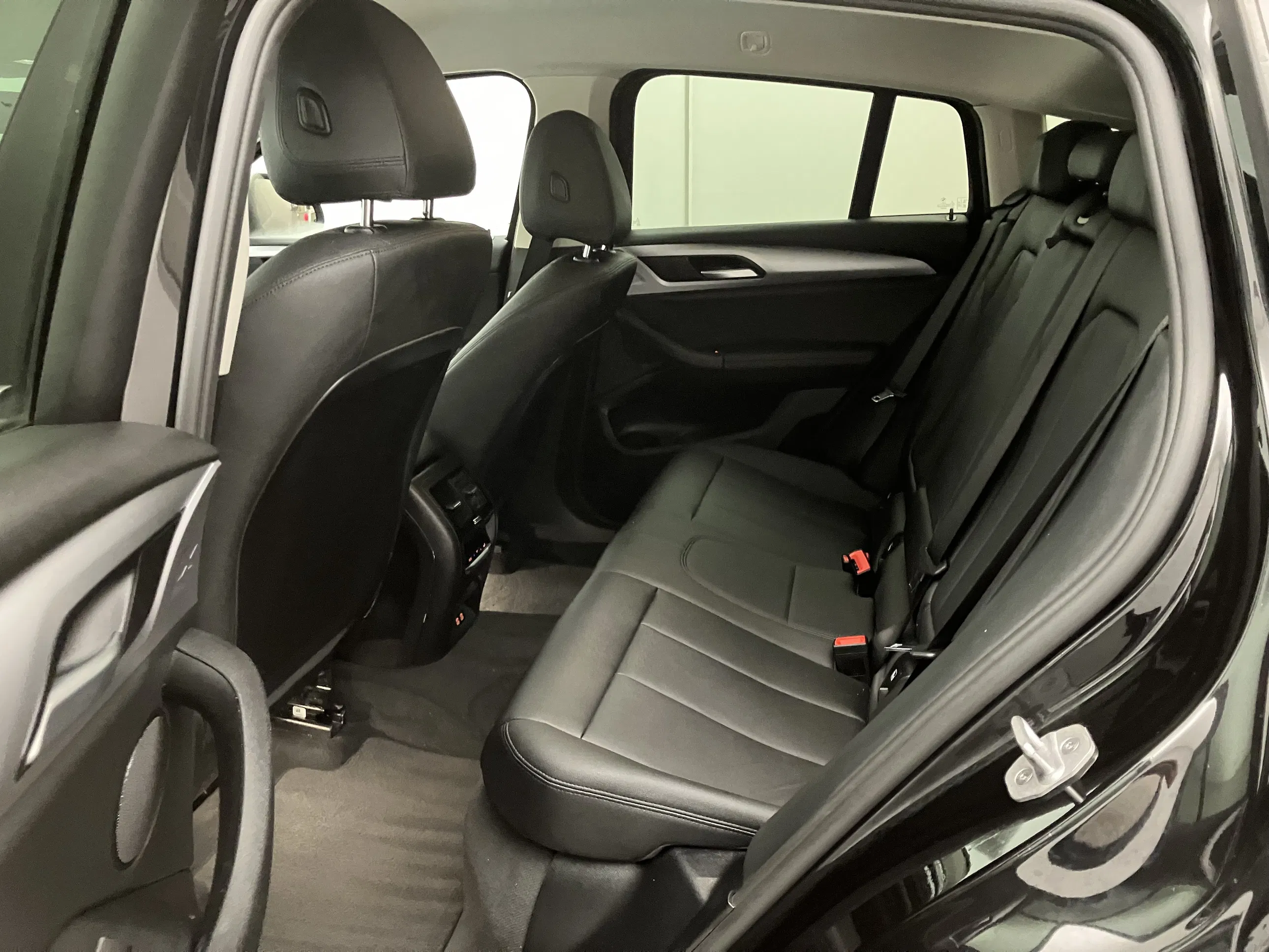 BMW X4 xDrive 20d Aut. | Bild 24 von 28