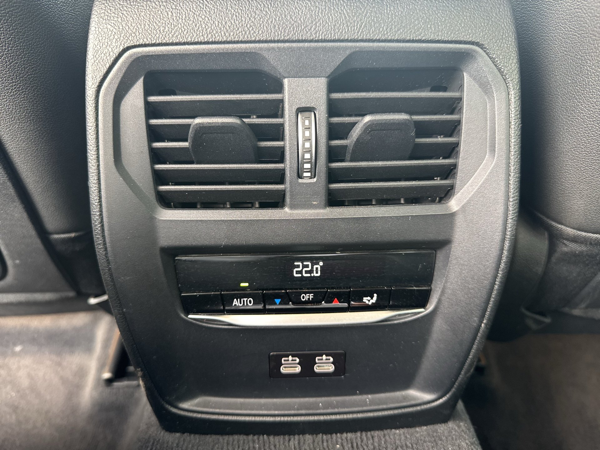 BMW 316d 48 V Aut. | Bild 20 von 31