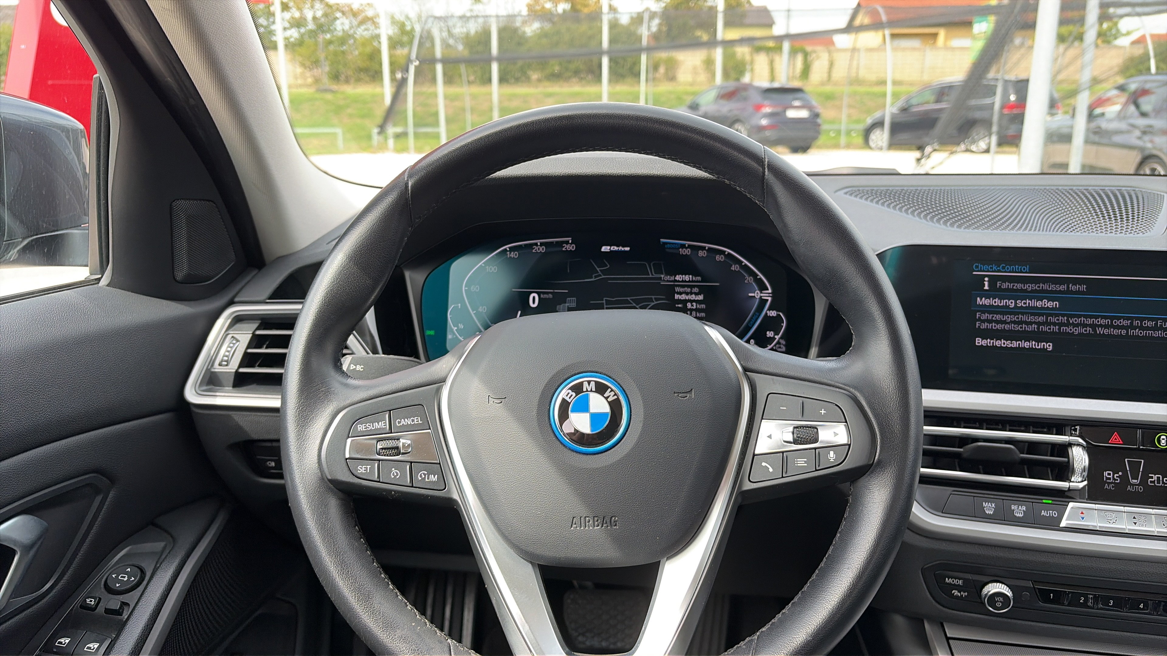 BMW 320e PHEV Aut. | Bild 9 von 21