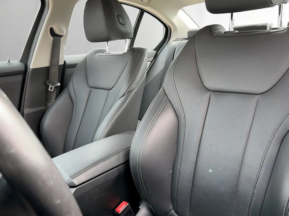 BMW 320e PHEV Aut. | Bild 14 von 21