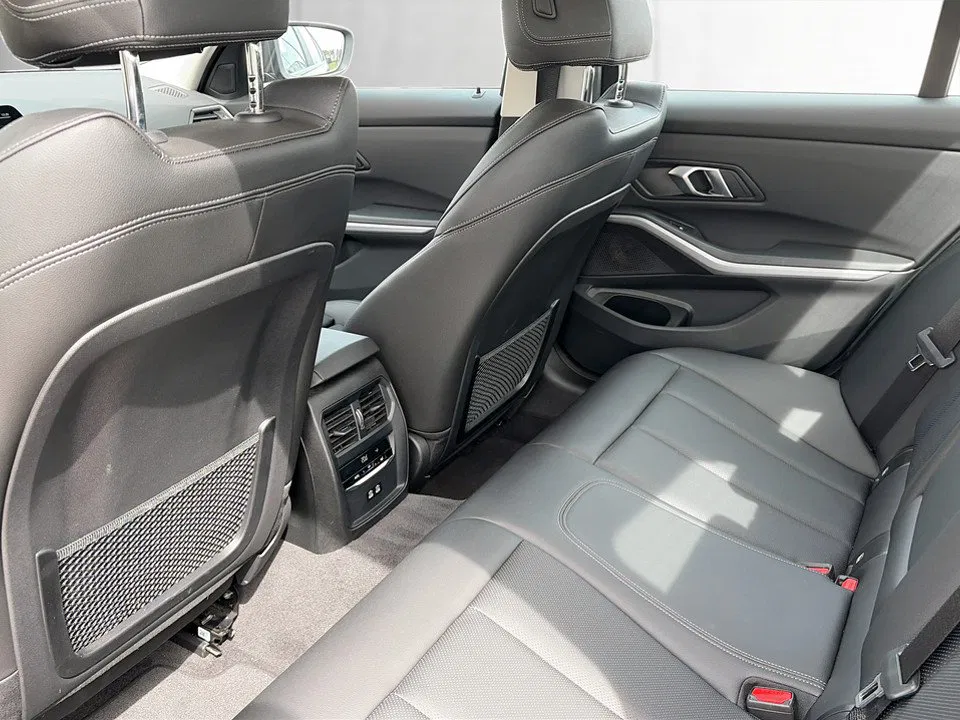 BMW 320e PHEV Aut. | Bild 18 von 21