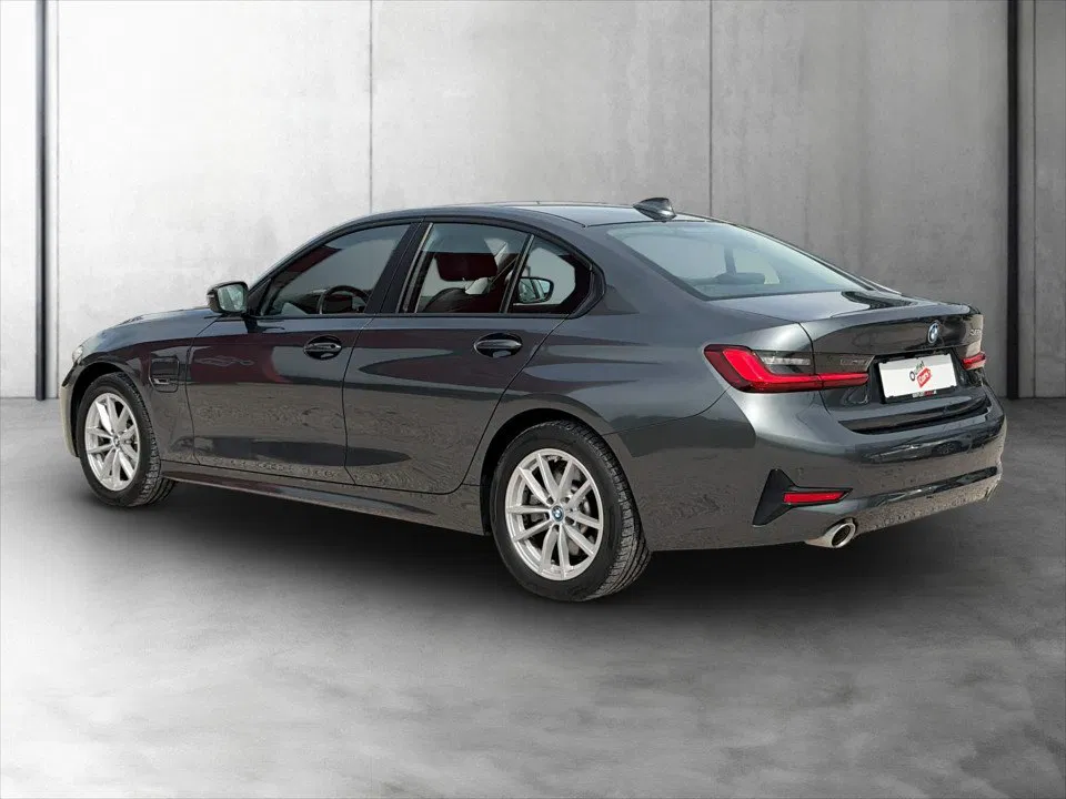 BMW 320e PHEV Aut. | Bild 4 von 21