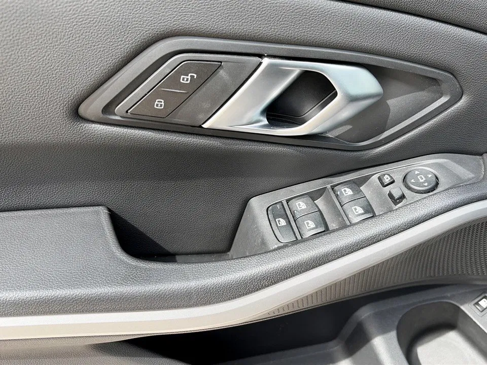 BMW 320e PHEV Aut. | Bild 16 von 21