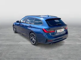 BMW 318d 48 V Touring Aut. | Thumbnail 4 von 25