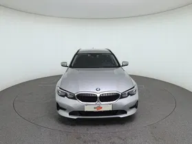 BMW 318d 48 V Touring Aut. | Thumbnail 2 von 22