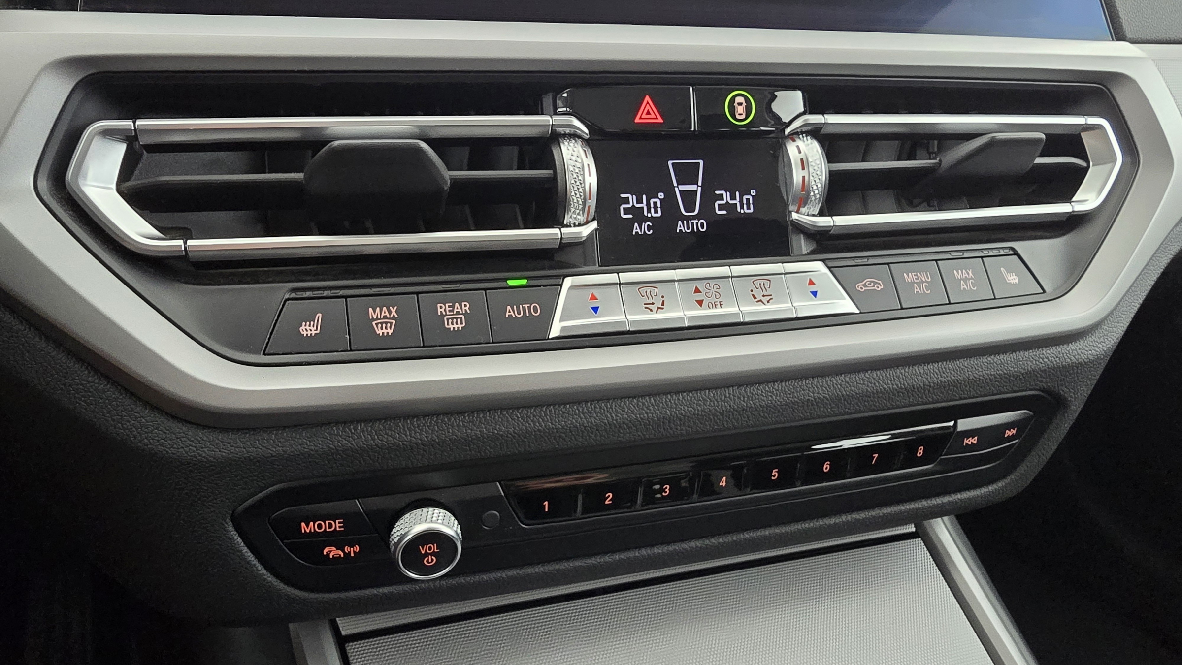 BMW 318d 48 V Touring Aut. | Bild 20 von 22