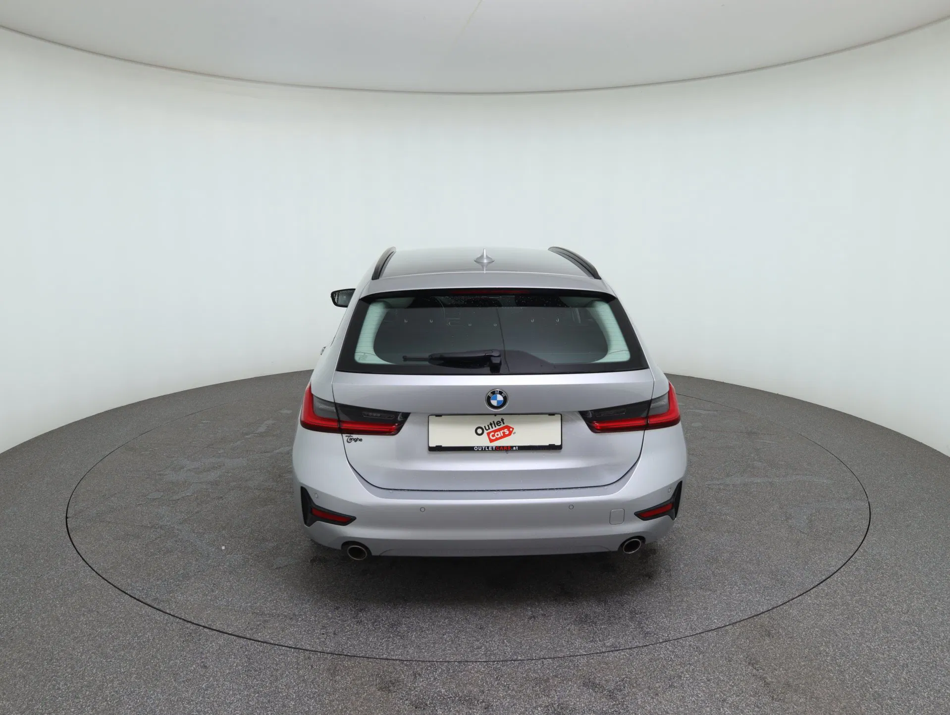 BMW 318d 48 V Touring Aut. | Bild 6 von 22