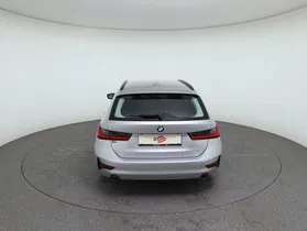 BMW 318d 48 V Touring Aut. | Thumbnail 6 von 22