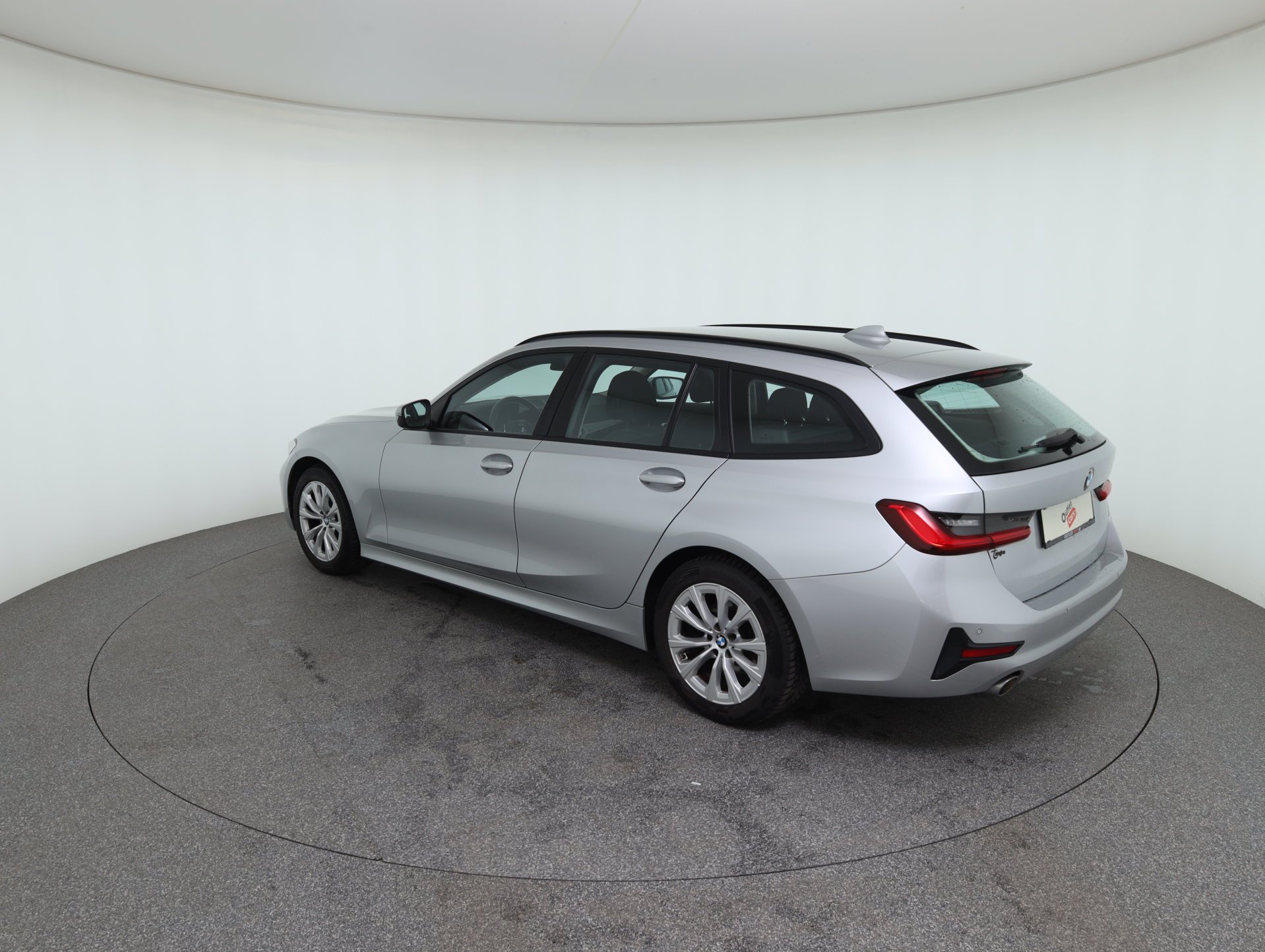 BMW 318d 48 V Touring Aut. | Bild 7 von 22