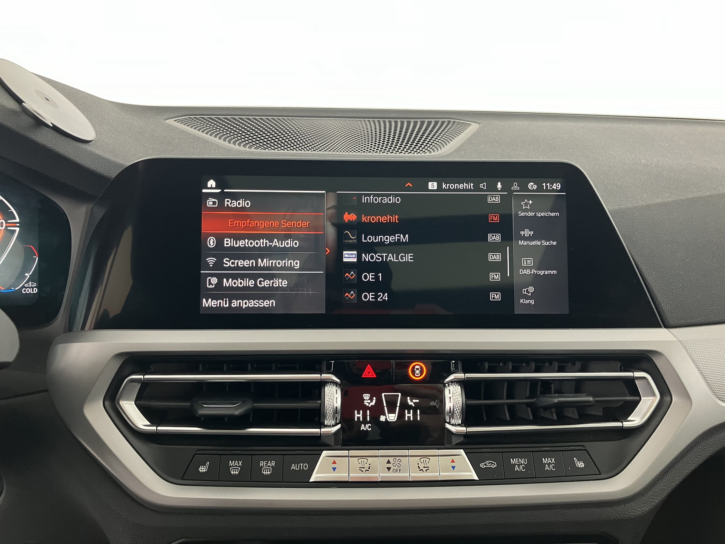 BMW 318d 48 V Touring Aut. | Bild 13 von 31