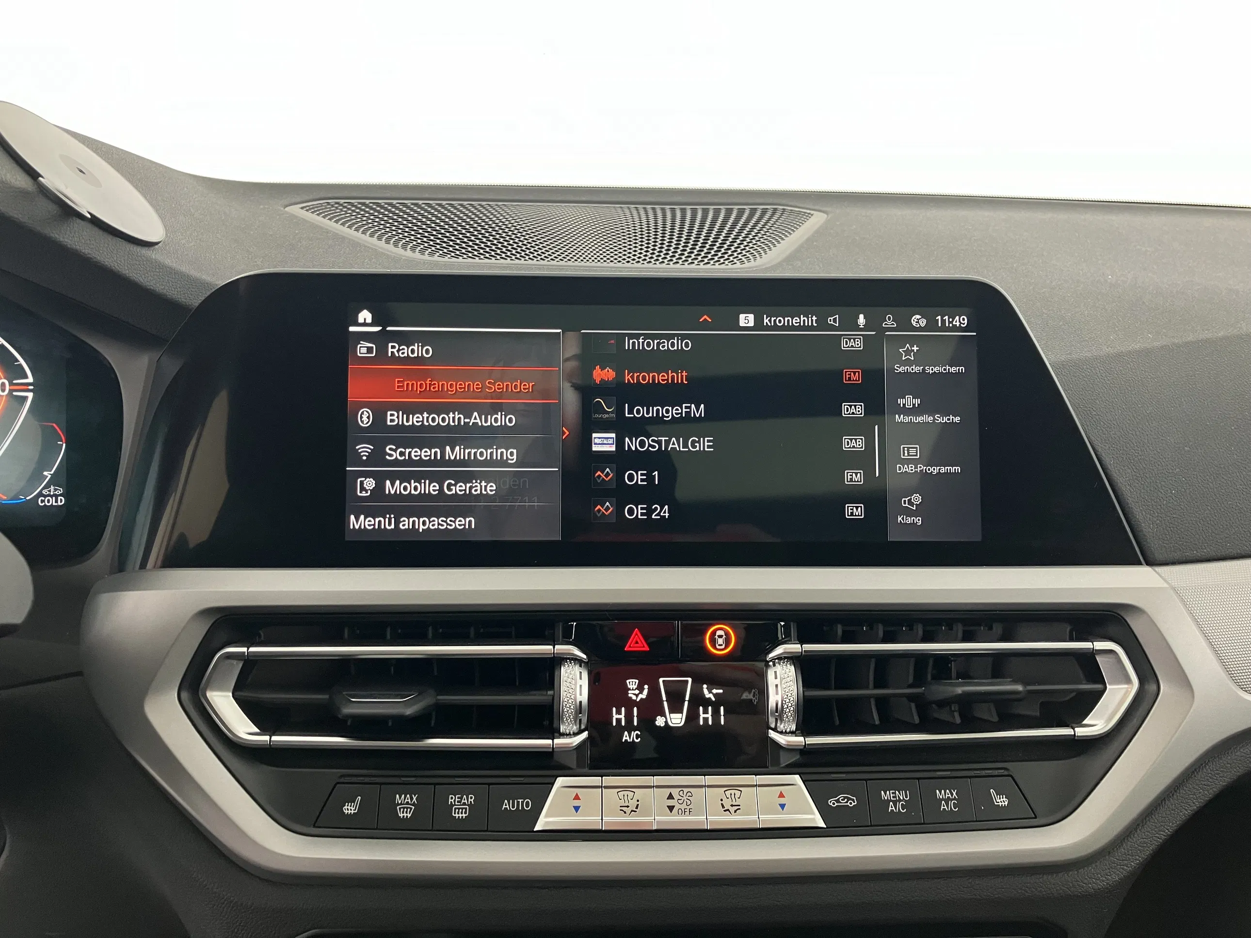 BMW 318d 48 V Touring Aut. | Bild 13 von 31