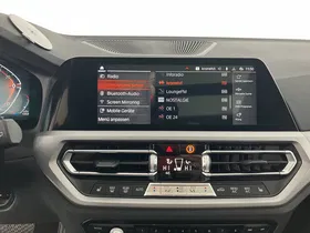 BMW 318d 48 V Touring Aut. | Thumbnail 14 von 31