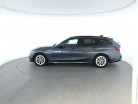 BMW 318d 48 V Touring Aut. | Thumbnail 29 von 31