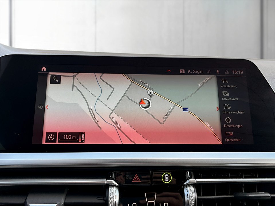 BMW 318d Touring Sport Line | Bild 11 von 28