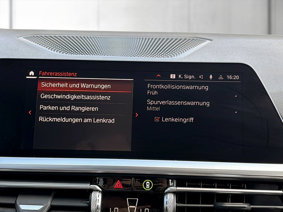 BMW 318d Touring Sport Line | Bild 14 von 28