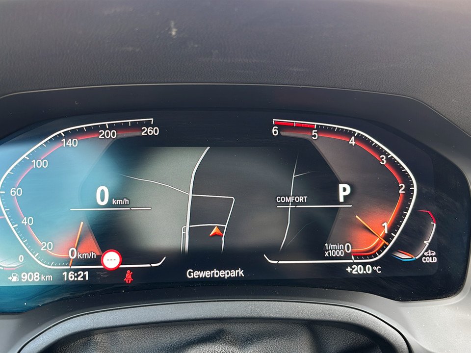 BMW 318d Touring Sport Line | Bild 19 von 28