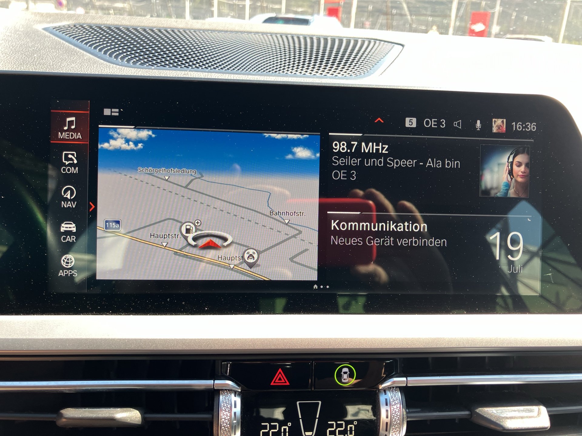 BMW 318d 48 V Touring Aut. | Bild 16 von 28