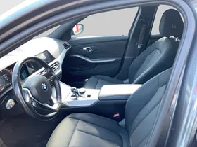 BMW 318d 48 V Touring Aut. | Thumbnail 9 von 28