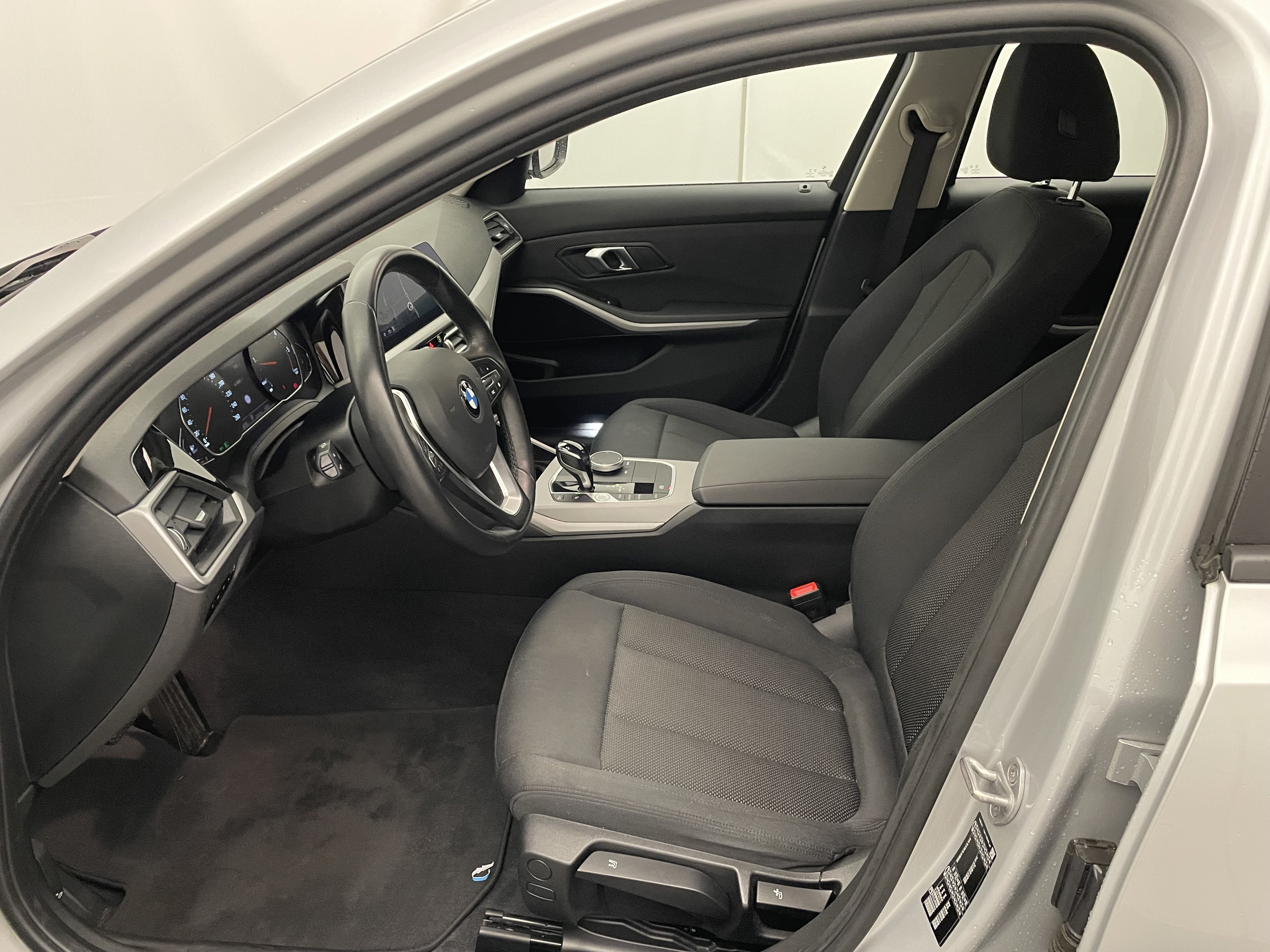 BMW 318d Touring | Bild 10 von 26