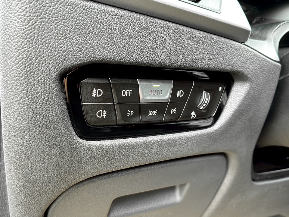 BMW 318d Touring Advantage | Bild 13 von 25