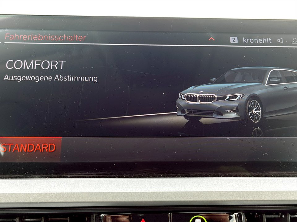 BMW 318d Touring Advantage | Bild 19 von 25