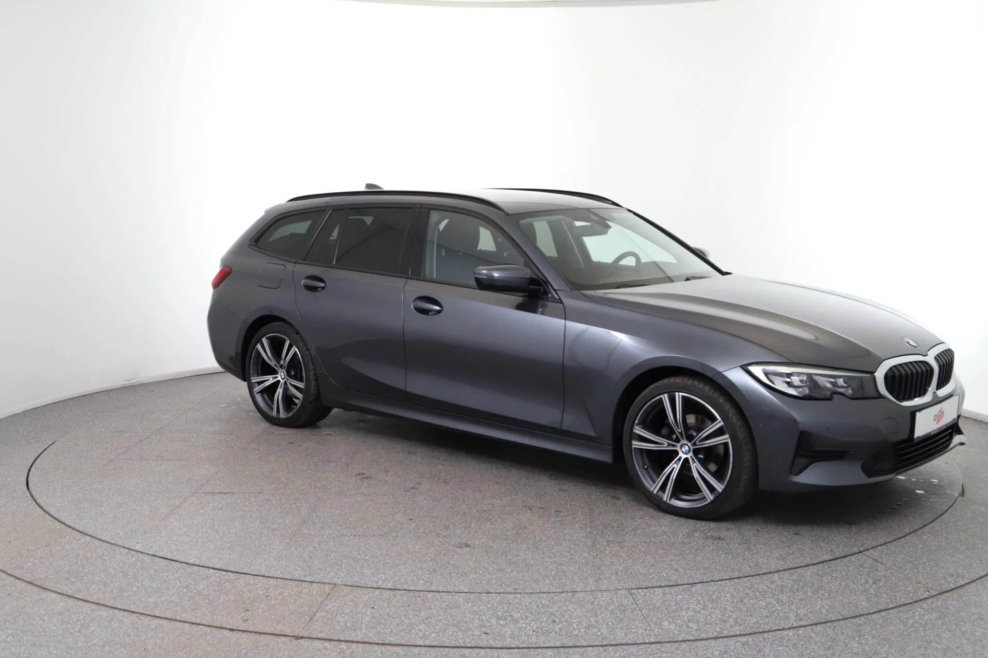 BMW 318d Touring Advantage | Bild 3 von 30