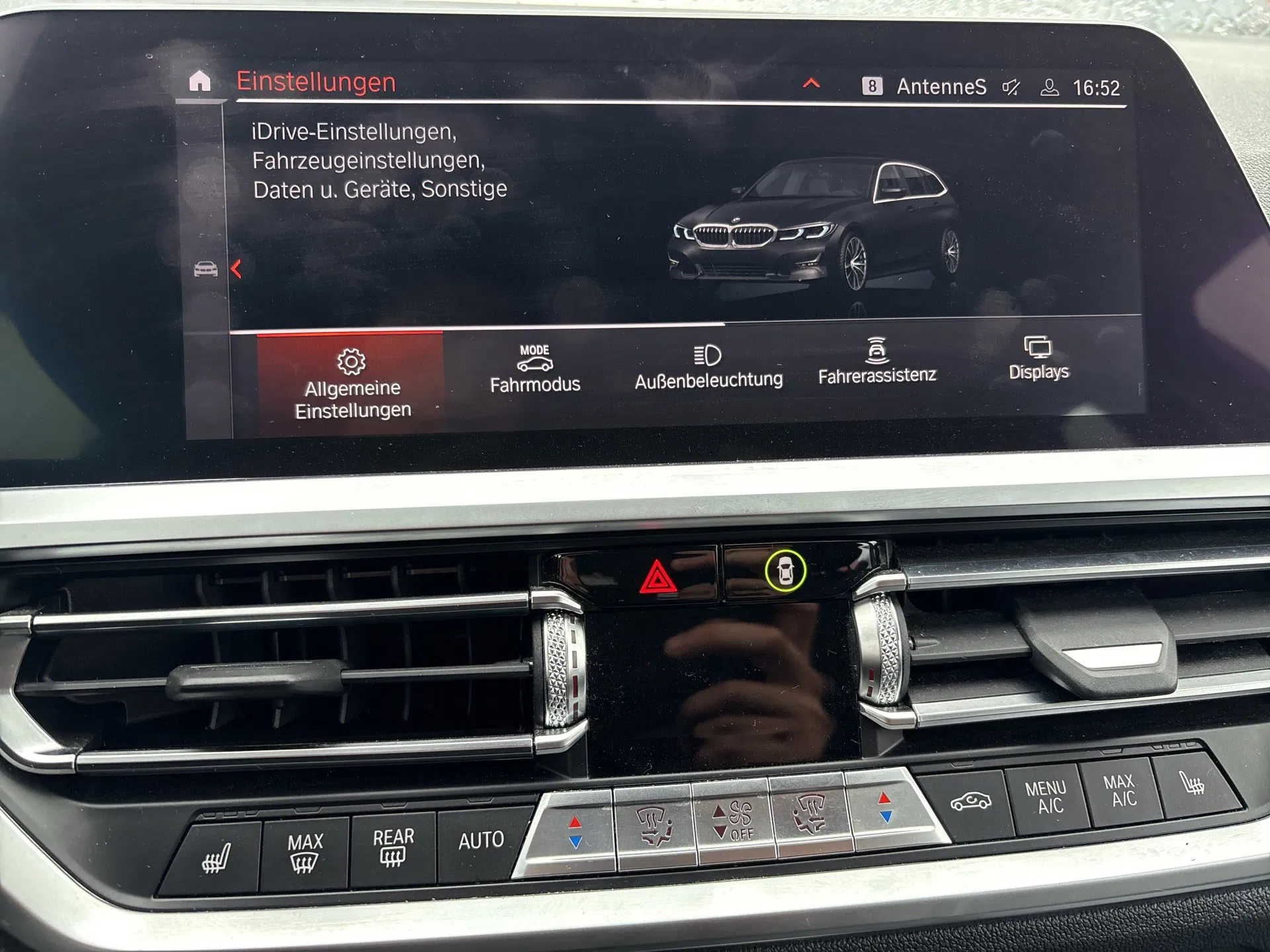 BMW 320d Touring Aut. | Bild 13 von 19