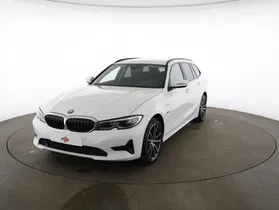 BMW 330e xDrive Touring Advantage | Thumbnail 2 von 22