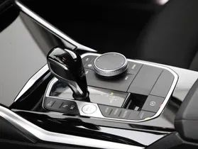 BMW 330e xDrive Touring Advantage | Thumbnail 18 von 22