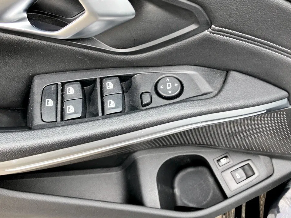 BMW 320e PHEV Touring Aut. | Bild 9 von 24