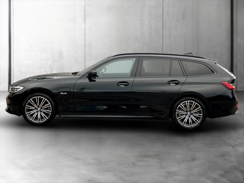 BMW 320e PHEV Touring Aut. | Bild 3 von 24